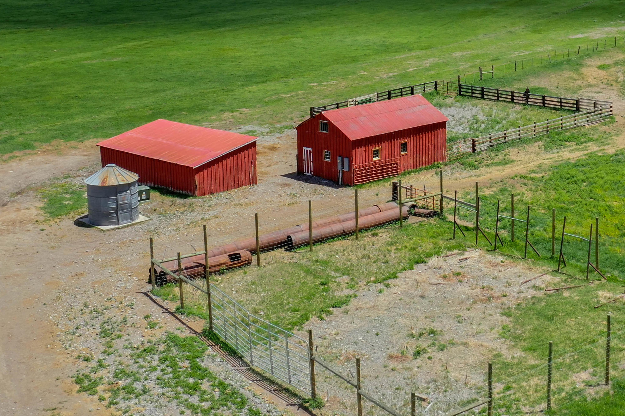 5276 County Road 23 Ridgway, CO 81432 - Photo 32 of 33 an aerial view of a house with a garden