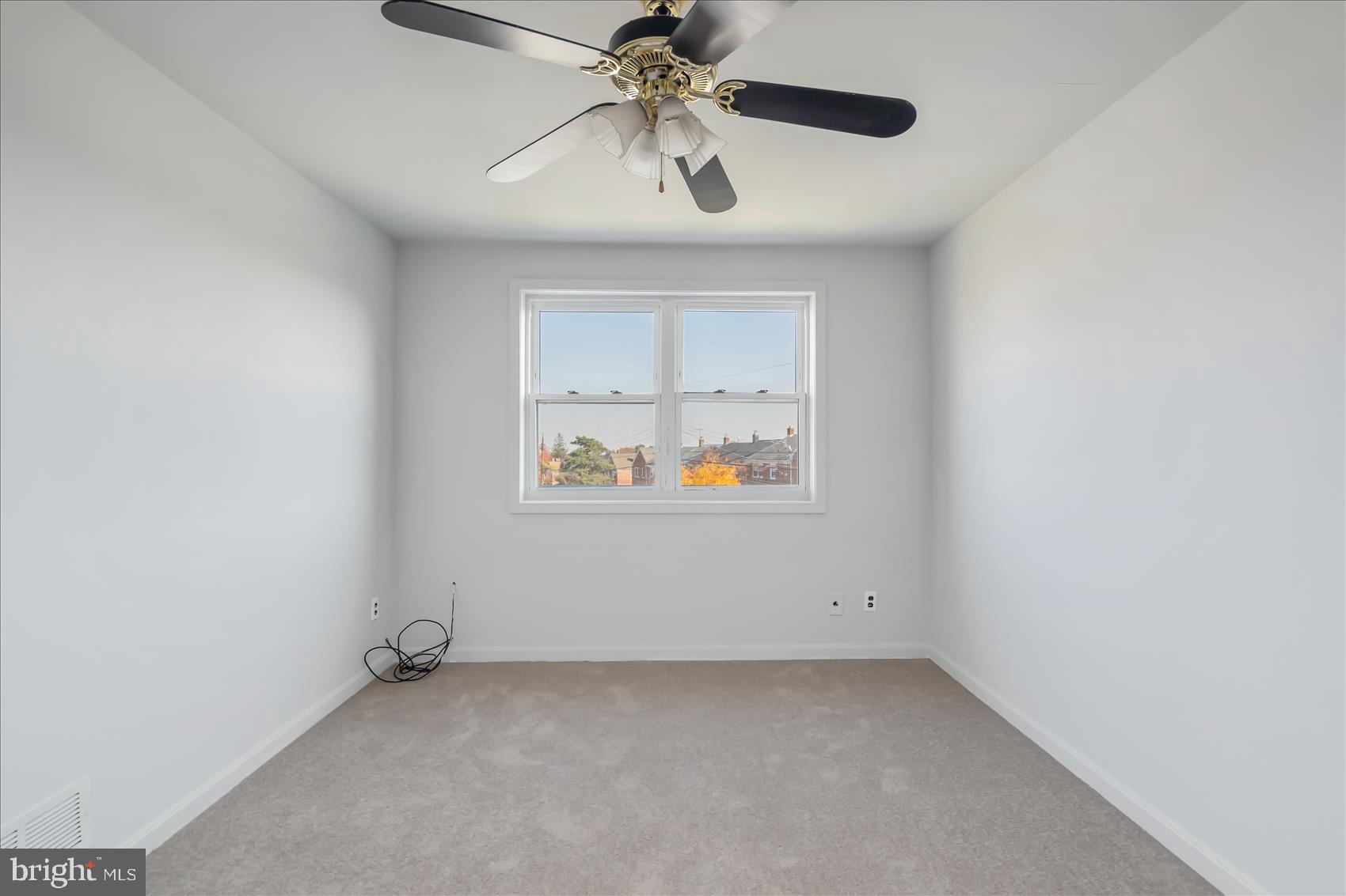 5466 Whitlock Road Baltimore, MD 21229 - Photo 12 of 22