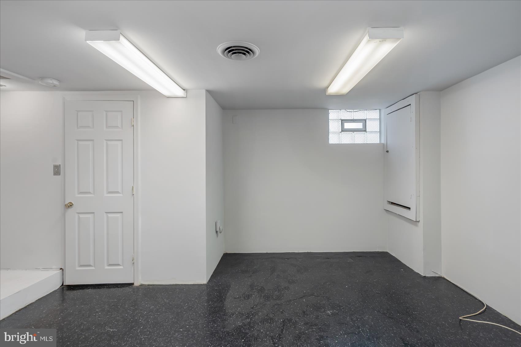 5466 Whitlock Road Baltimore, MD 21229 - Photo 14 of 22