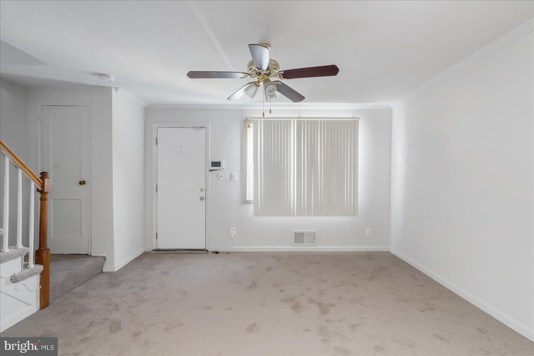 5466 Whitlock Road Baltimore, MD 21229 - Photo 3 of 22