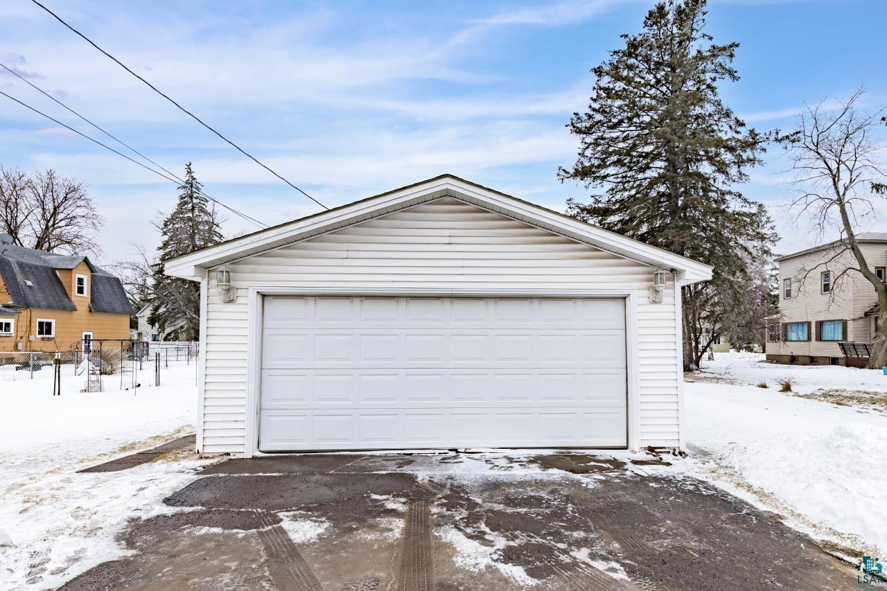 5914 Banks Avenue Superior, WI 54880 - Photo 23 of 26