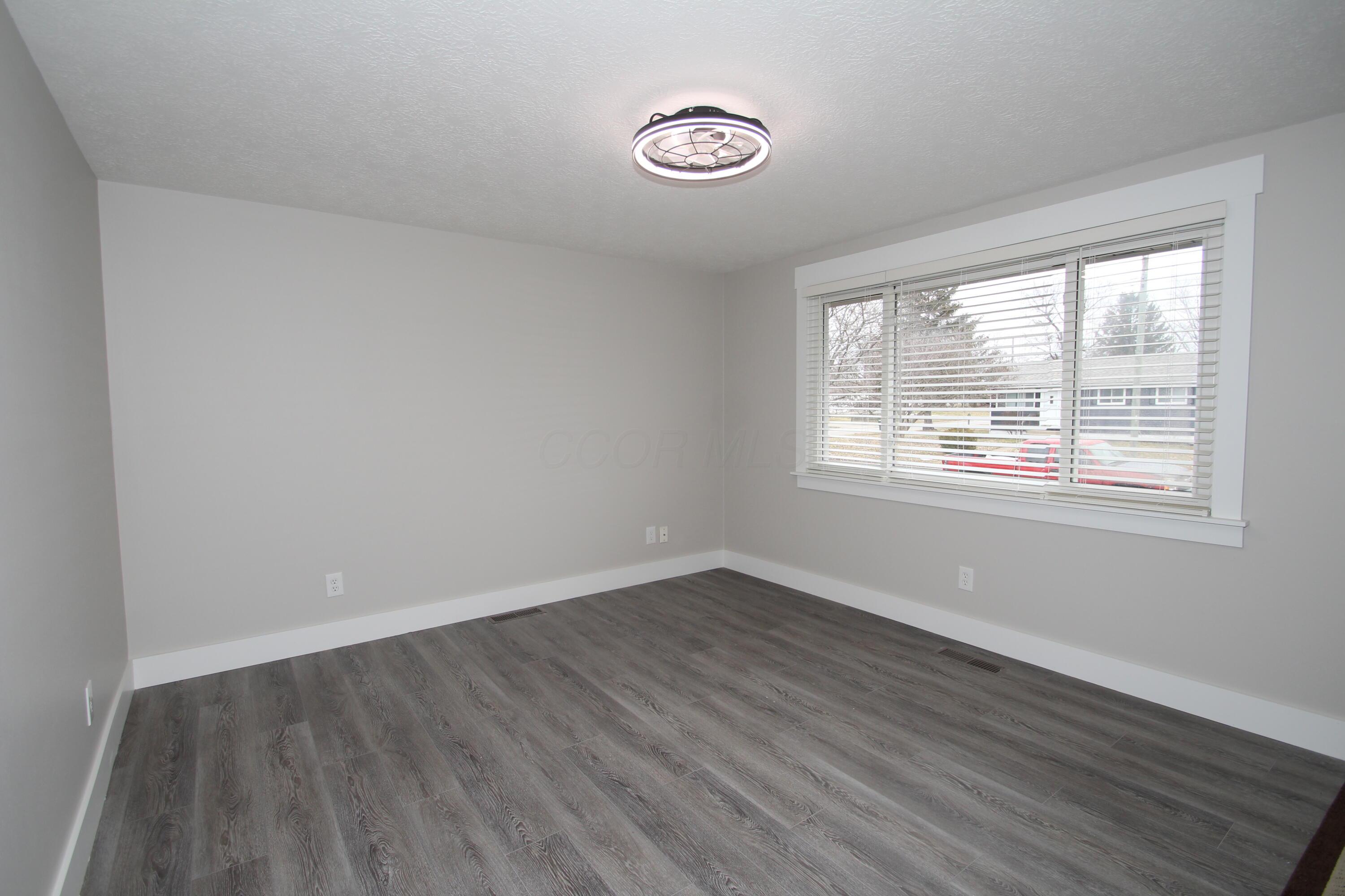4003 Lynward Road Columbus, OH 43228 - Photo 6 of 43 1000035647