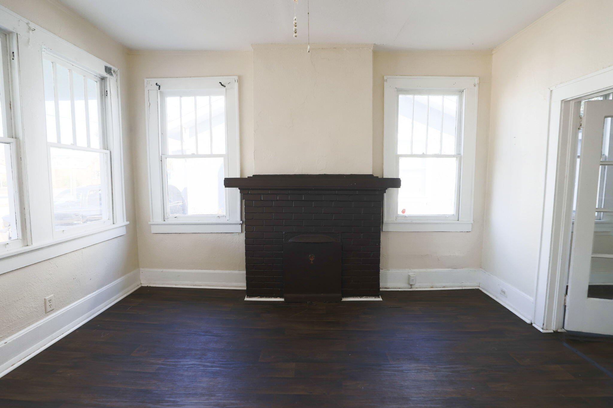 932 Murphy Street Augusta, GA 30904 - Photo 5 of 21 Living Room