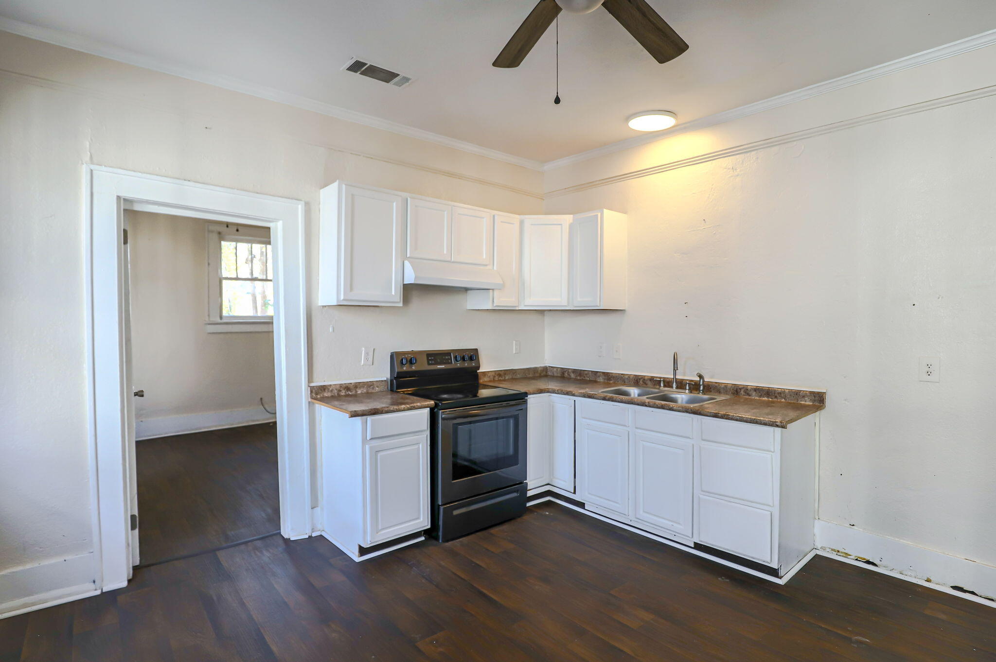 932 Murphy Street Augusta, GA 30904 - Photo 8 of 21 Kitchen
