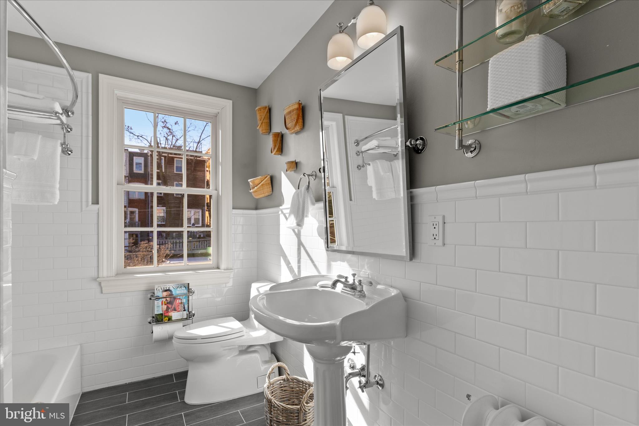 2828 27th Street Northwest Washington, DC 20008 - Photo 36 of 56 Bath #3