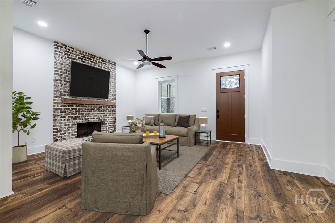 610 Rogers Street Pooler, GA 31322 - Photo 8 of 30