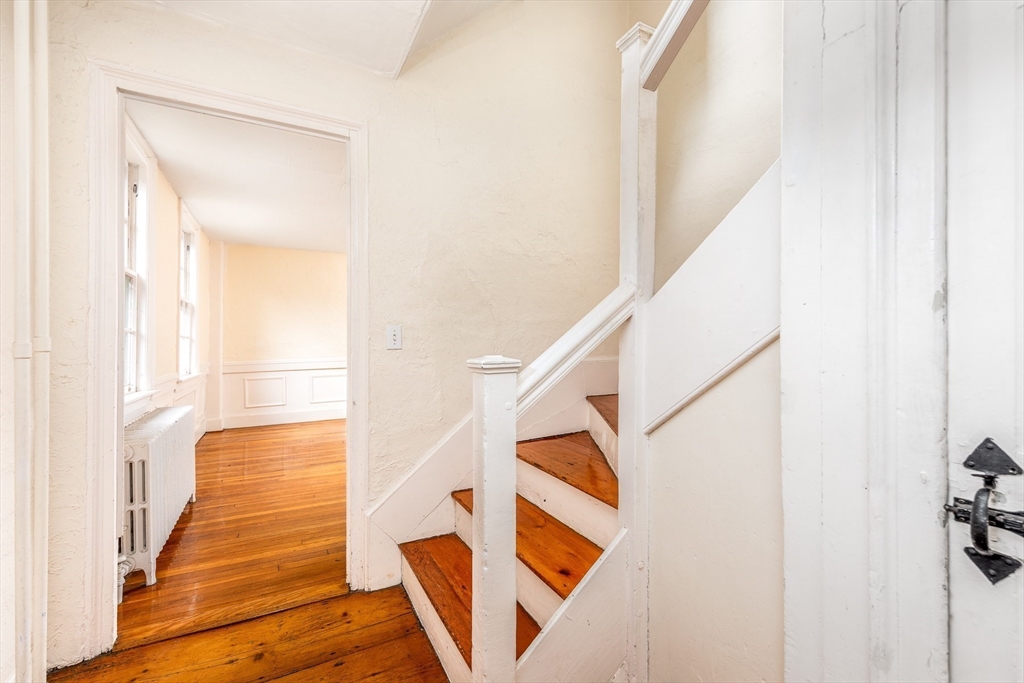 20 Darling Street, Unit NONE Marblehead, MA 01945 - Photo 2 of 23