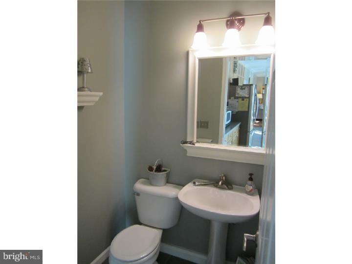 8 Yorktown Road Monmouth Junction, NJ 08852 - Photo 11 of 25 Gallery Image 11