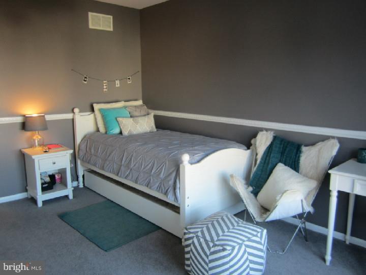 8 Yorktown Road Monmouth Junction, NJ 08852 - Photo 16 of 25 Gallery Image 16