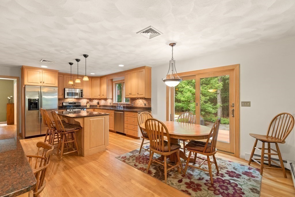 40 A Joseph Smith Way Boxford, MA 01921 - Photo 9 of 41 Gallery Image 9