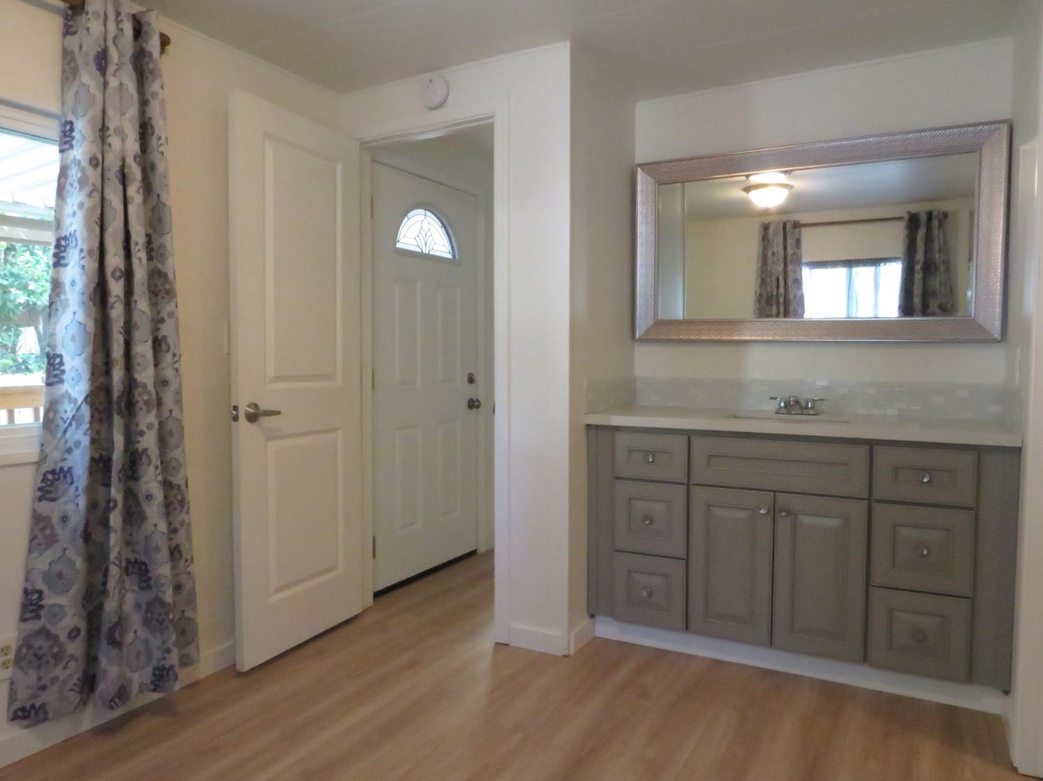 450 Gladycon Road, Unit 15 Colfax, CA 95713 - Photo 7 of 31 Beautiful primary suite located at the front of the home with a full bath and closet.