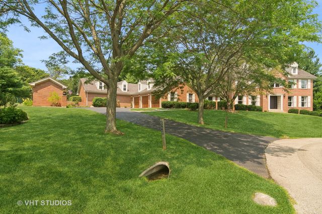 $1,050,000 | 6229 Pine Tree Court, Long Grove, IL 60047