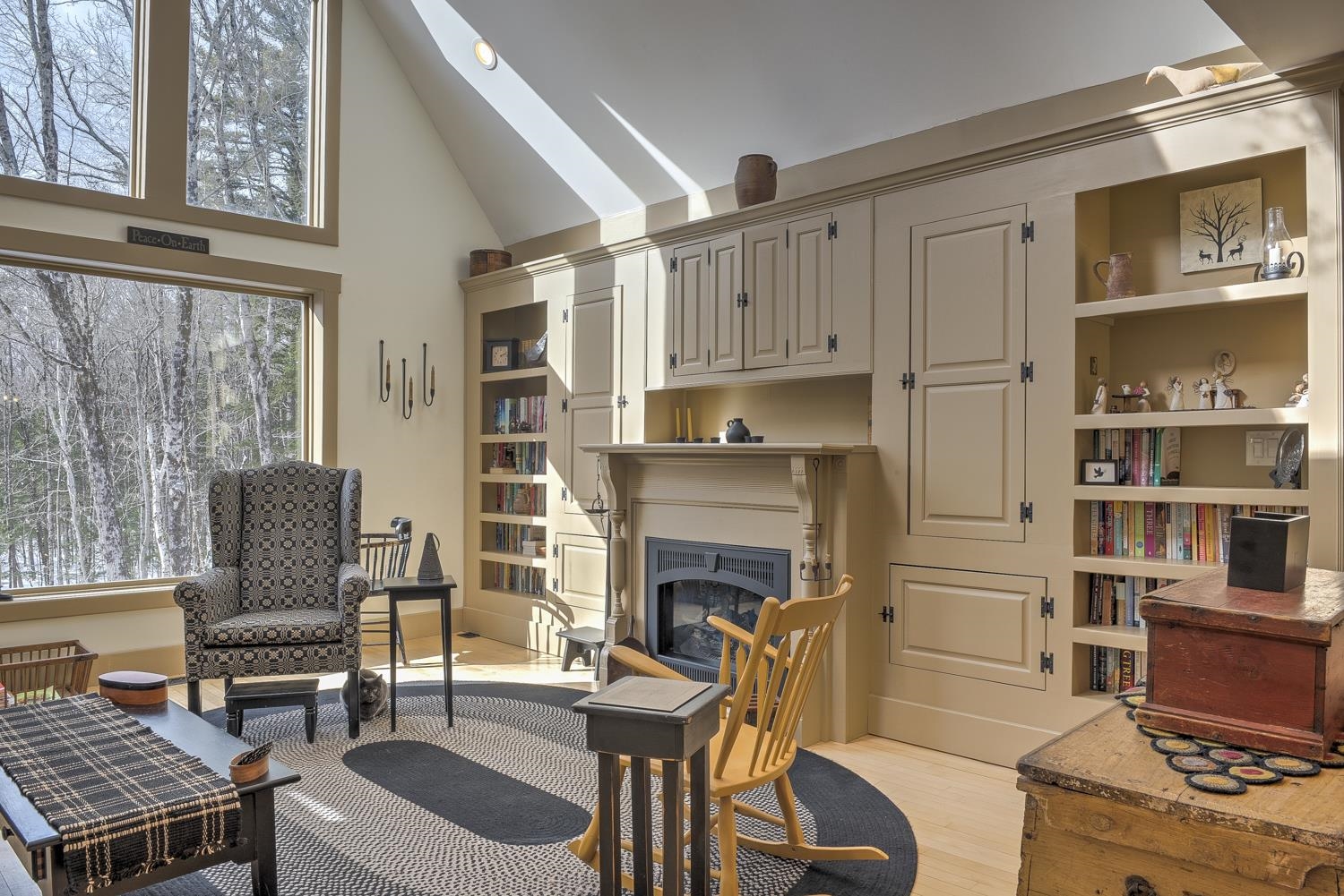 650 Roxbury Road Keene, NH 03431 - Photo 7 of 48