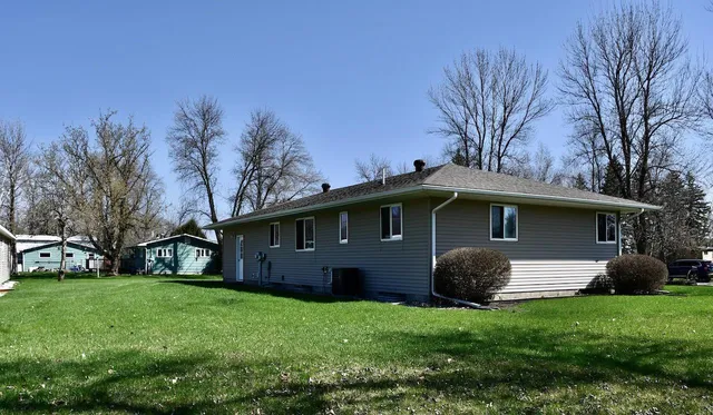 $169,500 | 302 Elm Street, Oklee, MN 56742