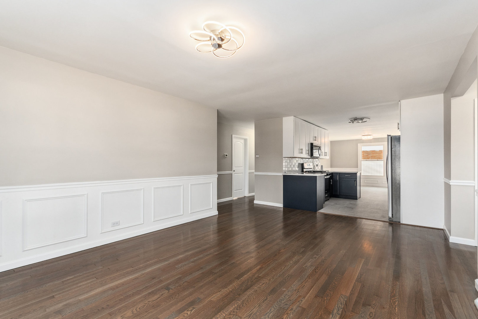 17111 Elm Drive Hazel Crest, IL 60429 - Photo 2 of 15