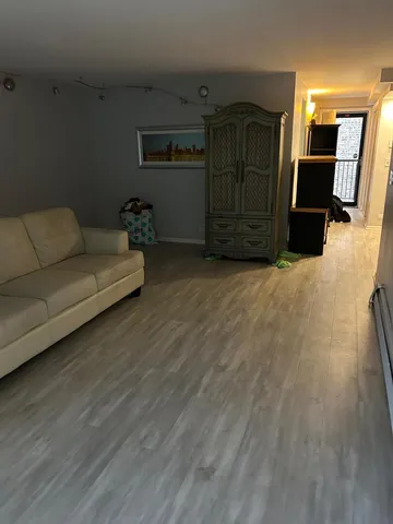 $2,500 | 4730 North Kenneth Avenue, Unit 2G, Chicago, IL 60630