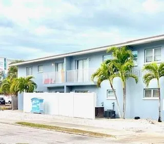 $1,575 | 2055 Arlington Street, Sarasota, FL 34239