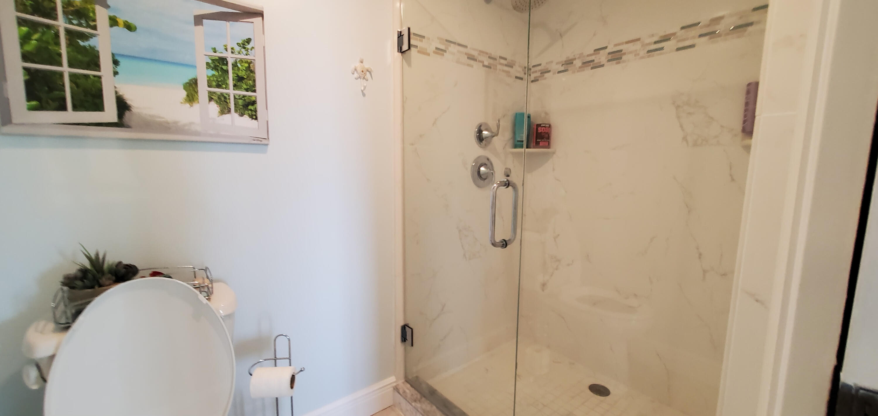 401 Ocean Bluffs Boulevard, Unit 104 Jupiter, FL 33477 - Photo 8 of 15 MasterShower
