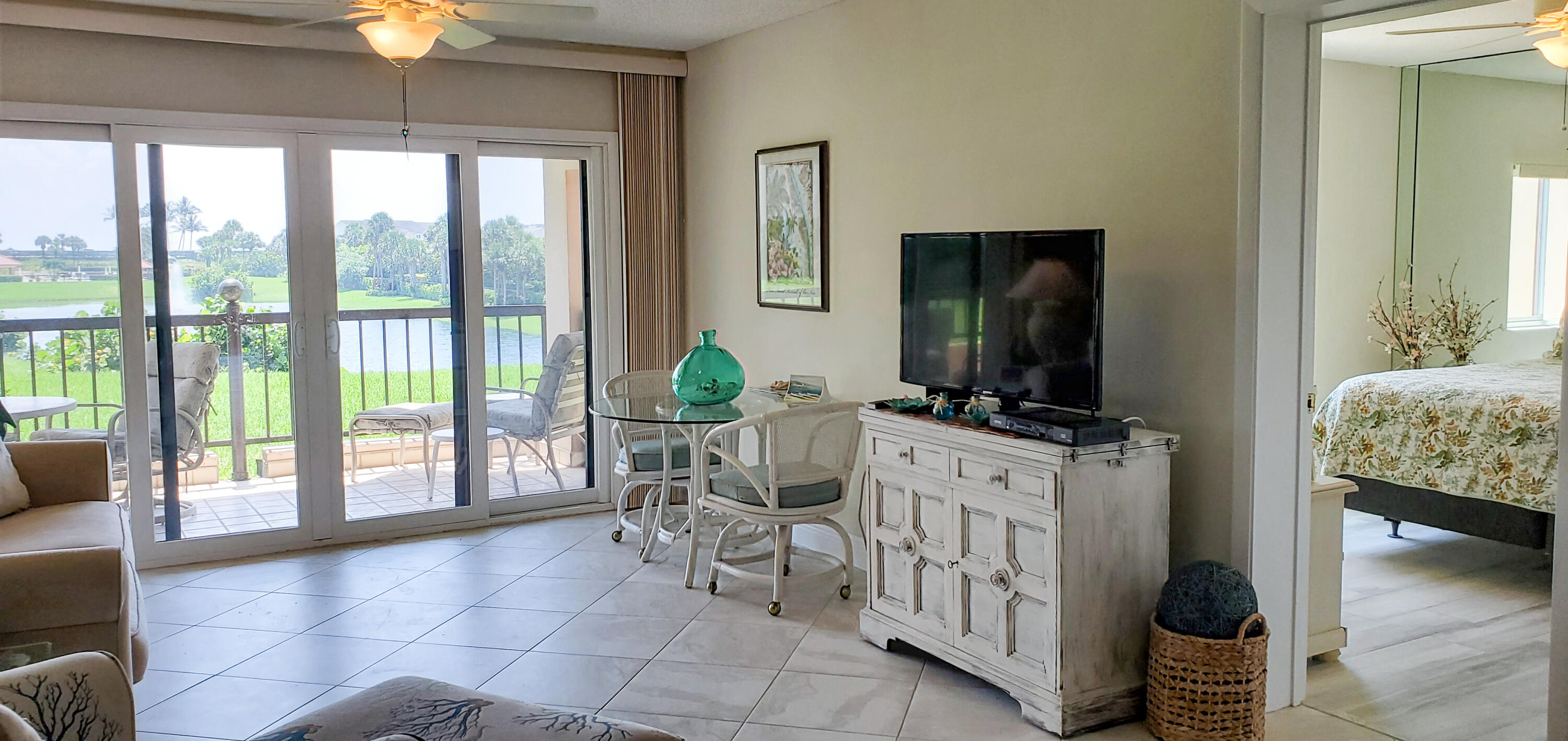 401 Ocean Bluffs Boulevard, Unit 104 Jupiter, FL 33477 - Photo 9 of 15 Living_Master