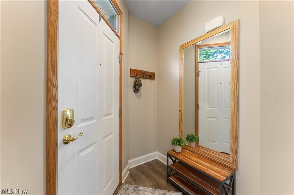 9264 Sharrott Road, Unit 1604 Youngstown, OH 44514 - Photo 5 of 29