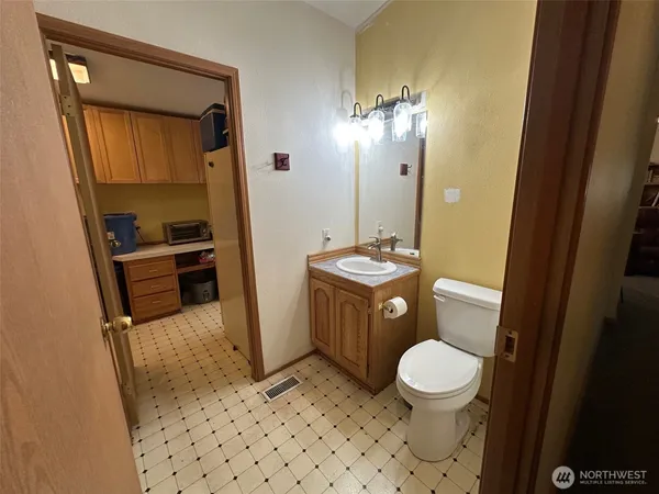$219,000 | 851 North Potlatch Drive, Hoodsport, WA 98548