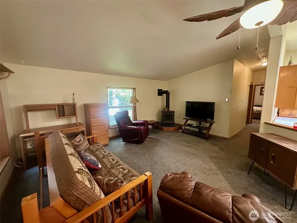 $219,000 | 851 North Potlatch Drive, Hoodsport, WA 98548