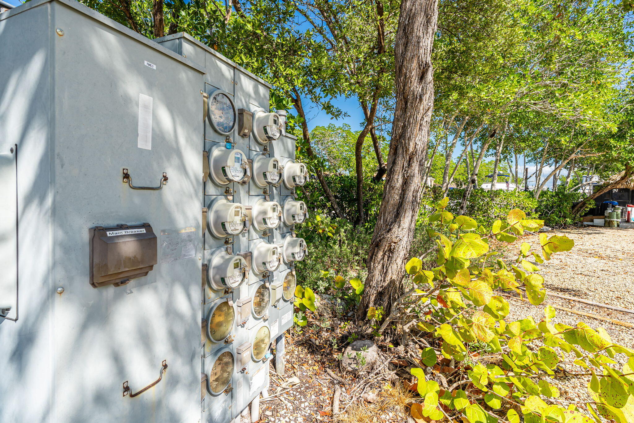 100 Morris Lane Key Largo, FL 33037 - Photo 114 of 192 a view of a door front of the house