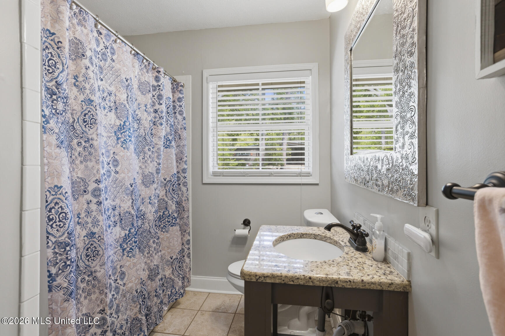 4039 Berkley Drive Jackson, MS 39211 - Photo 20 of 27 2nd Full Bathroom