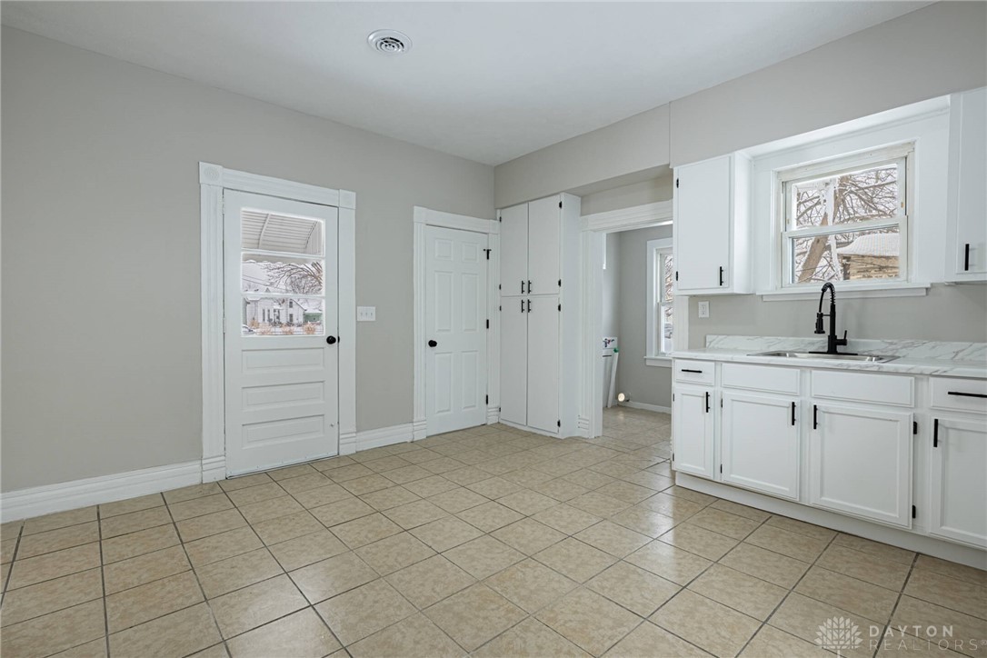 1654 Catawba Avenue Springfield, OH 45503 - Photo 5 of 29