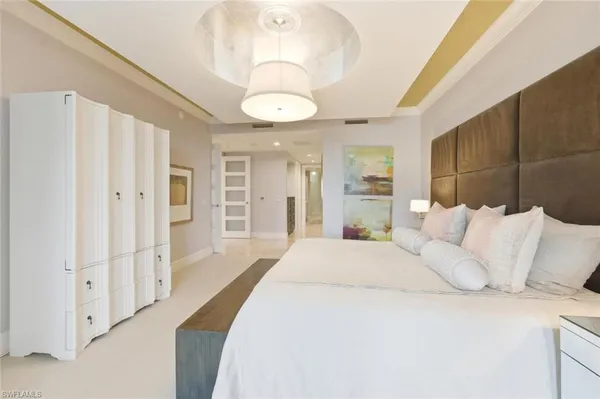 $20,000 | 4501 Gulf Shore Boulevard North, Unit 404, Naples, FL 34103