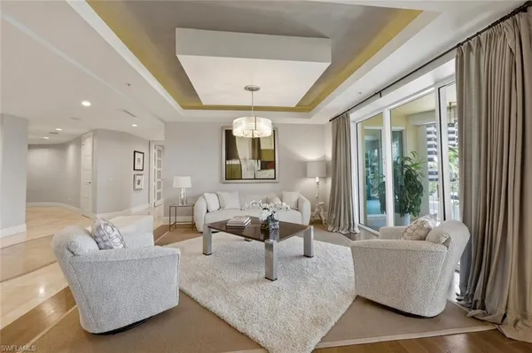 $20,000 | 4501 Gulf Shore Boulevard North, Unit 404, Naples, FL 34103