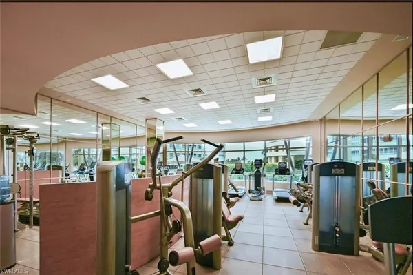 $20,000 | 4501 Gulf Shore Boulevard North, Unit 404, Naples, FL 34103