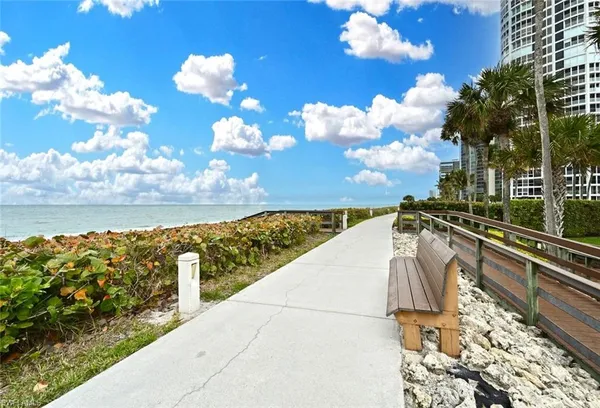 $20,000 | 4501 Gulf Shore Boulevard North, Unit 404, Naples, FL 34103