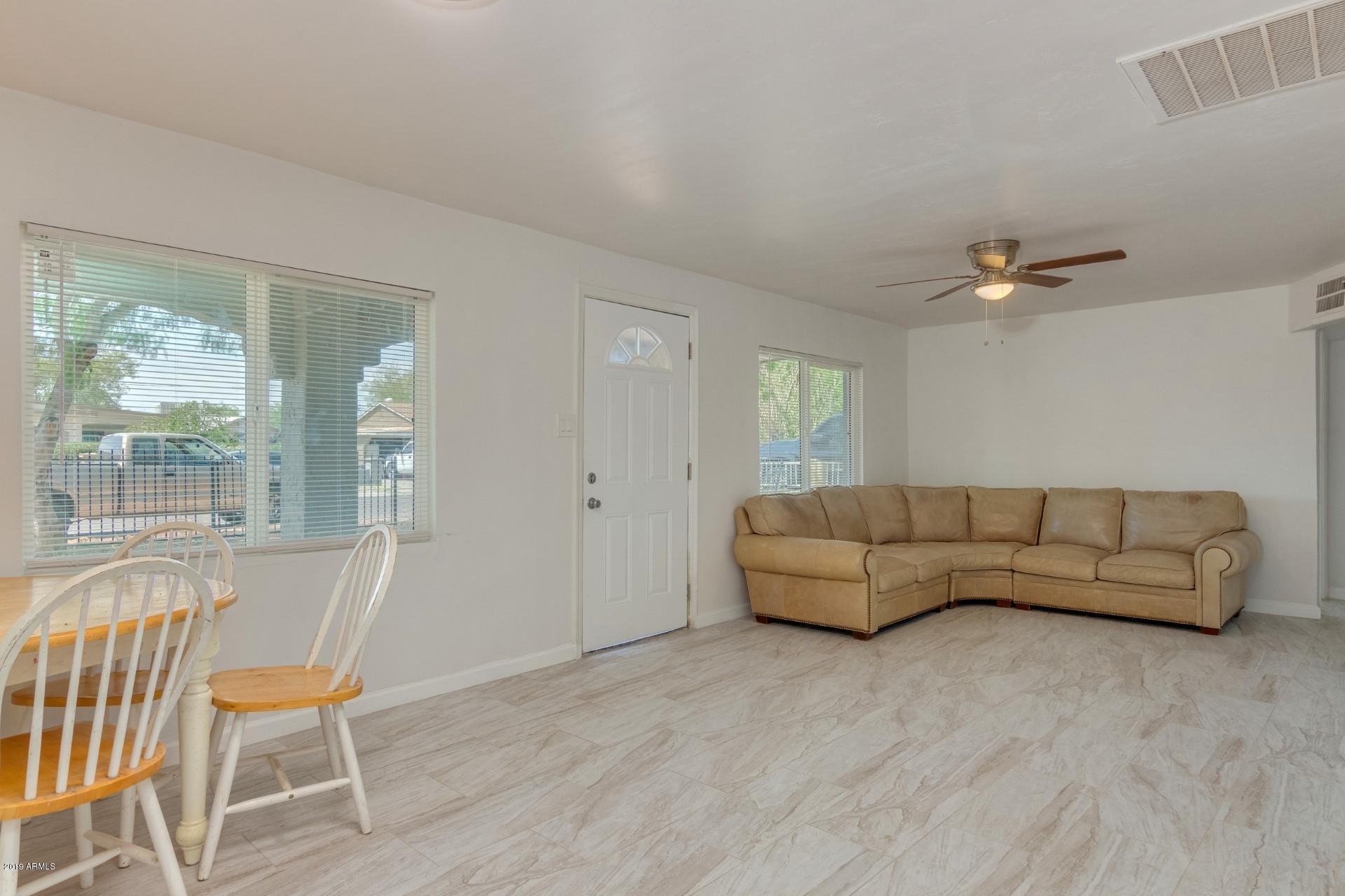 3112 West Monte Vista Road Phoenix, AZ 85009 - Photo 3 of 20 0003-Monte Vista (3)