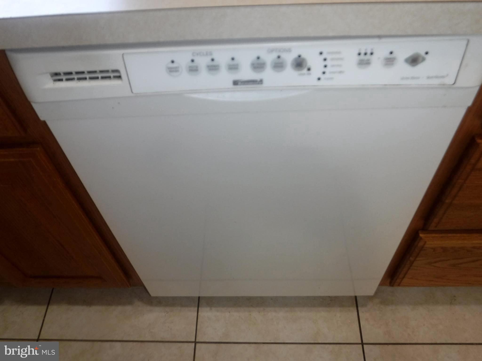 952 Linwood Road Hagerstown, MD 21740 - Photo 23 of 83 Dishwasher