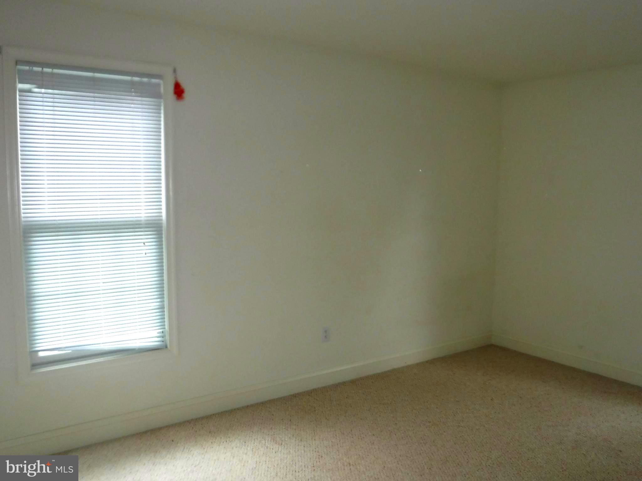952 Linwood Road Hagerstown, MD 21740 - Photo 39 of 83 Bedroom