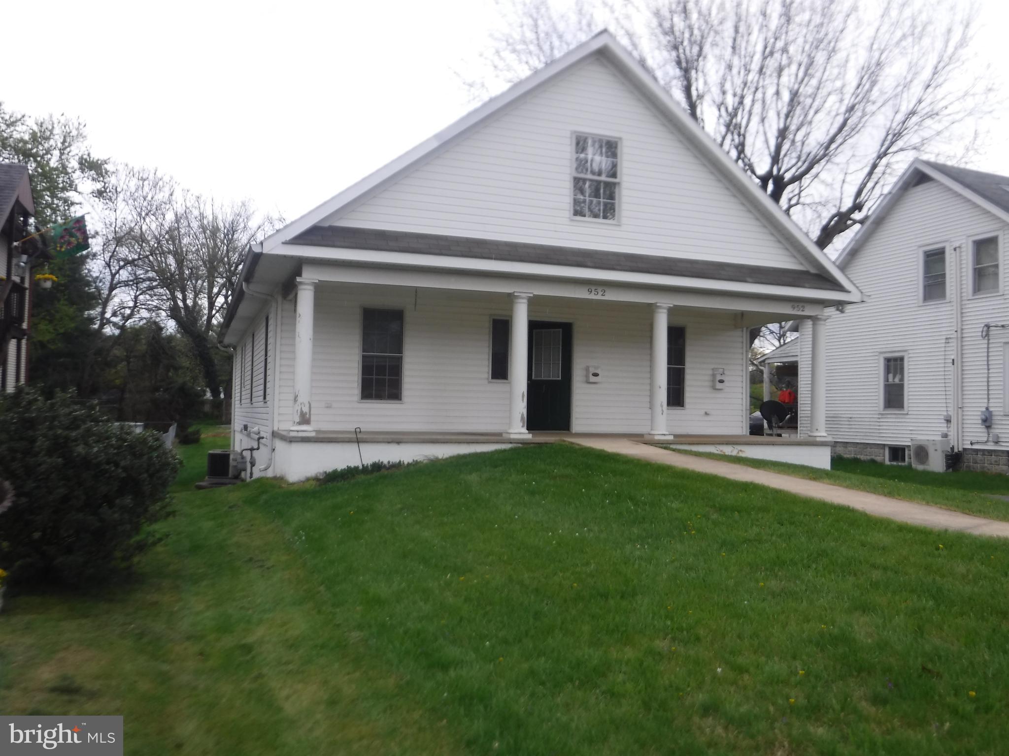 952 Linwood Road Hagerstown, MD 21740 - Photo 6 of 83 Front
