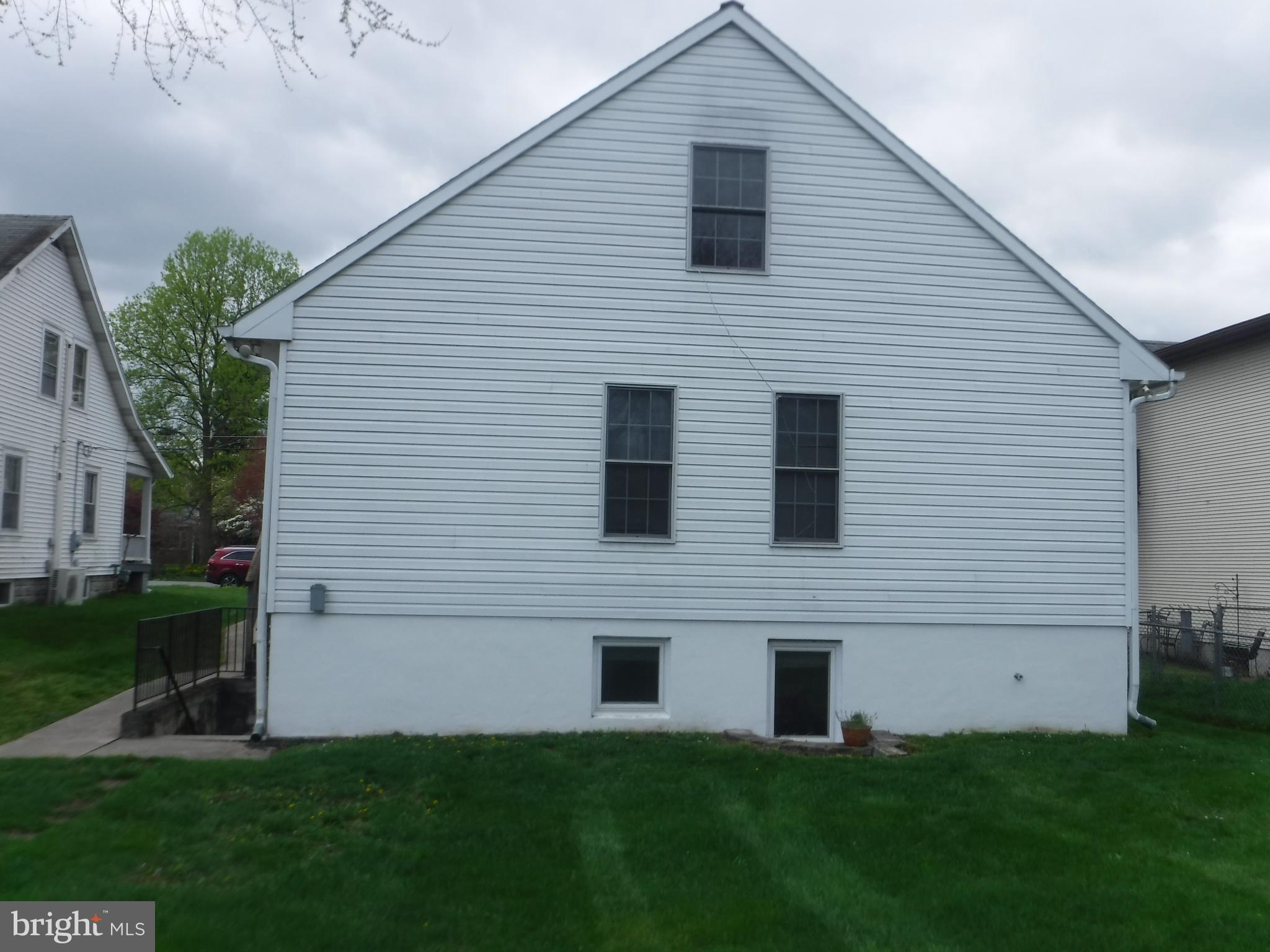 952 Linwood Road Hagerstown, MD 21740 - Photo 9 of 83 Back