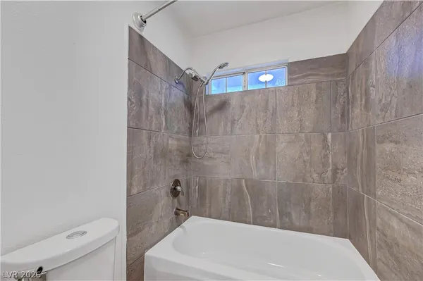 $2,550 | 7213 Elite Court, Las Vegas, NV 89129