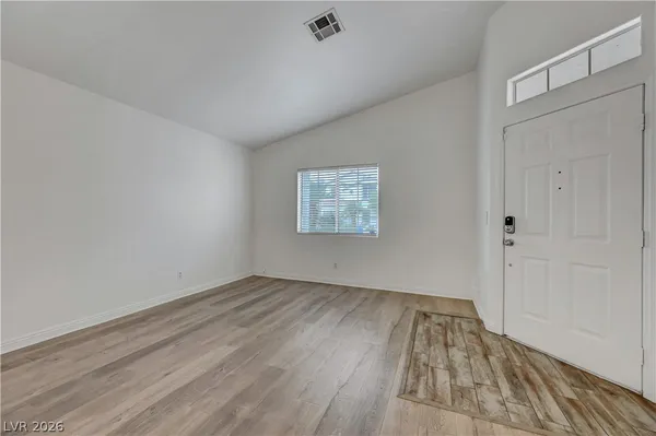$2,550 | 7213 Elite Court, Las Vegas, NV 89129