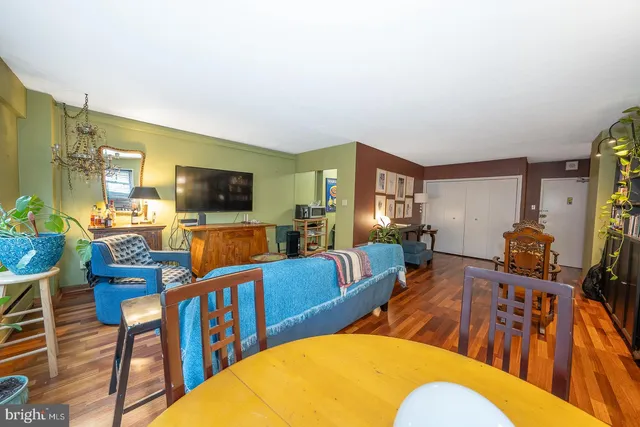 $110,000 | 118 South 21st Street, Unit 210, Philadelphia, PA 19103