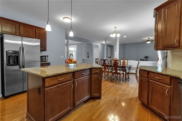 $899,900 | 6017 Corinne Lane, Clarence, NY 14032