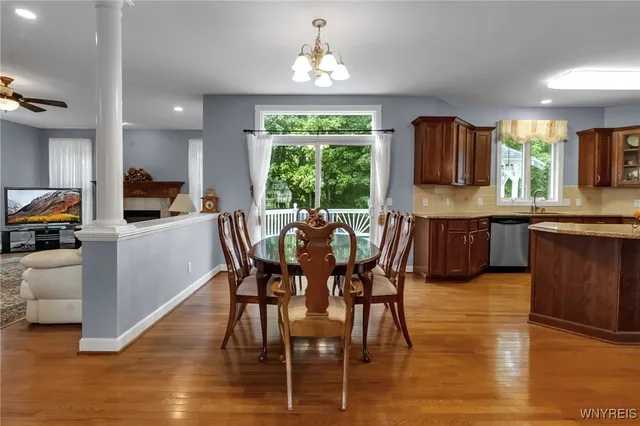 $899,900 | 6017 Corinne Lane, Clarence, NY 14032