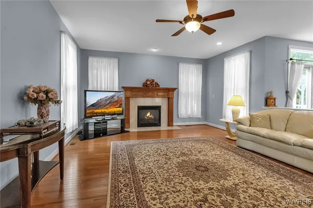 $899,900 | 6017 Corinne Lane, Clarence, NY 14032