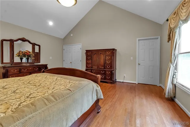 $899,900 | 6017 Corinne Lane, Clarence, NY 14032