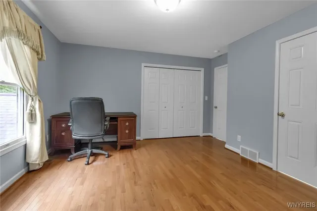 $899,900 | 6017 Corinne Lane, Clarence, NY 14032