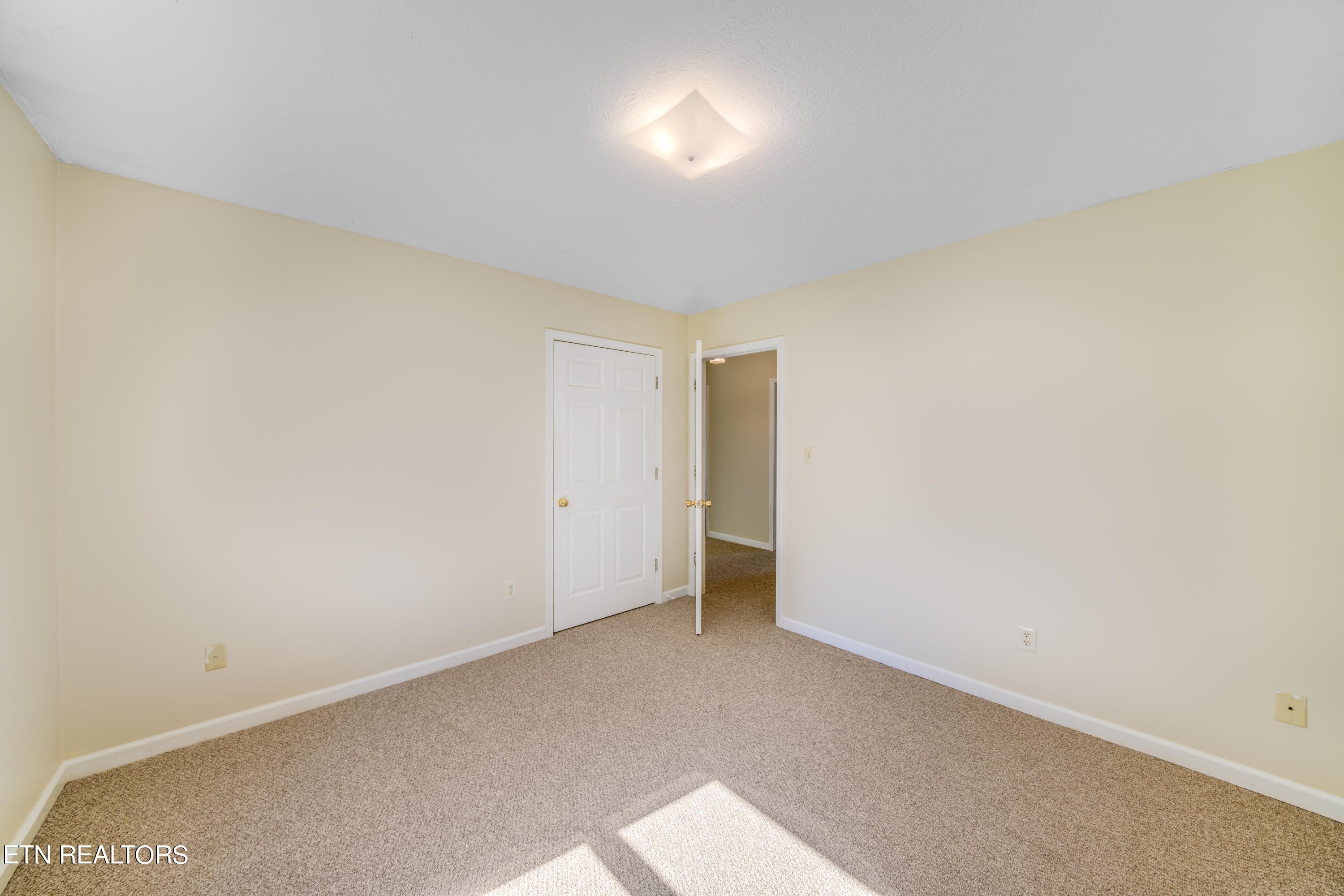 870 River Road Kodak, TN 37764 - Photo 53 of 55 58 Bedroom 3_14573