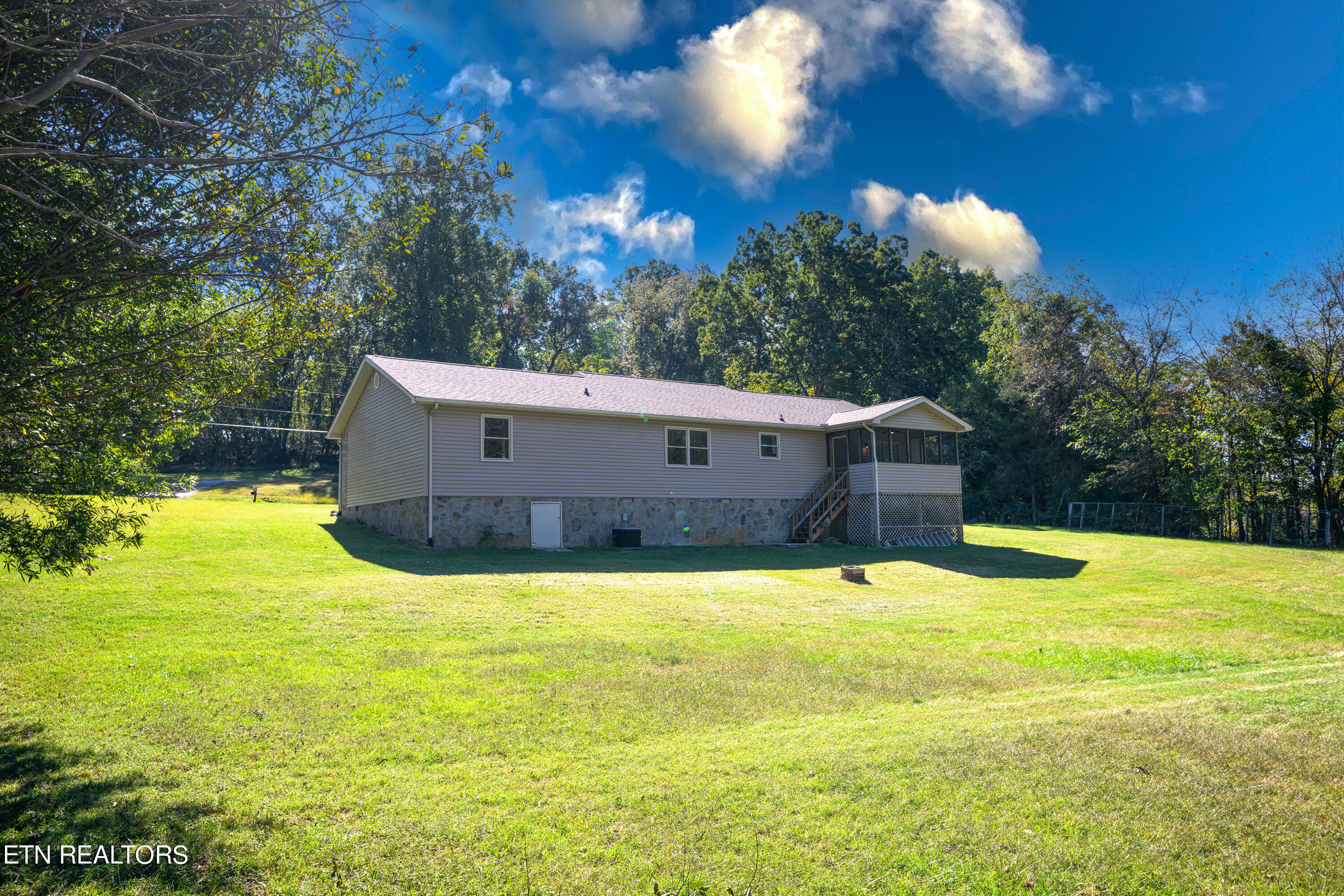870 River Road Kodak, TN 37764 - Photo 8 of 55 9 Exterior_14718