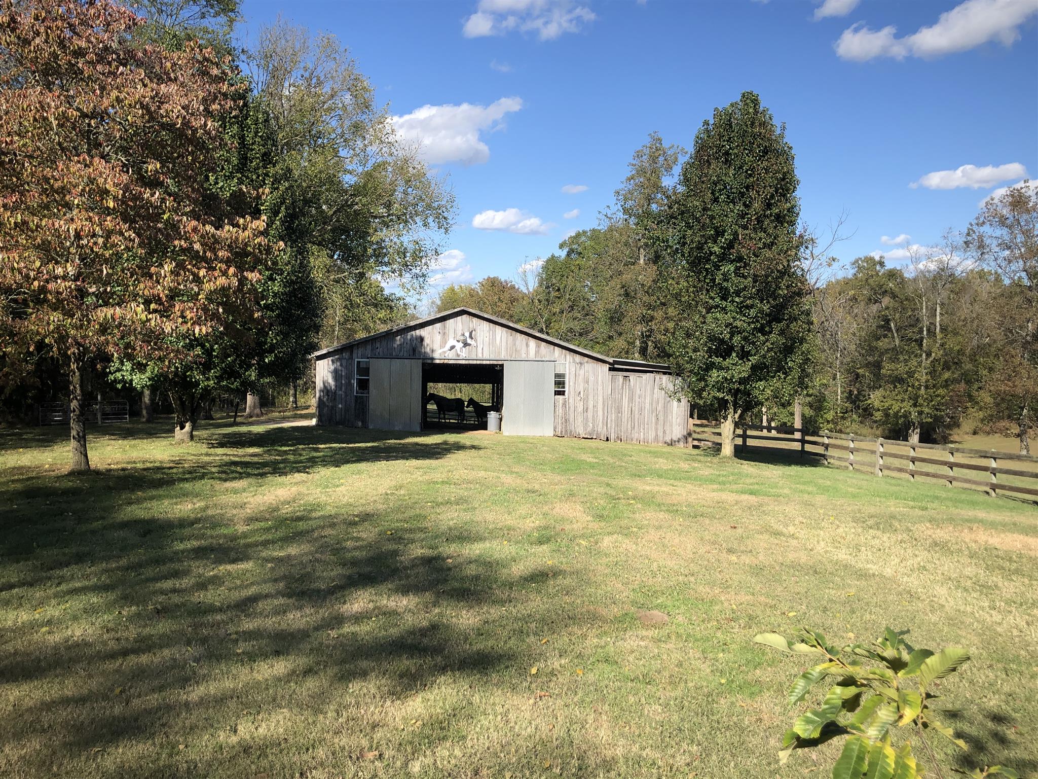 8743 Howell Road Mount Pleasant, TN 38474 - Photo 10 of 29 Gallery Image 10