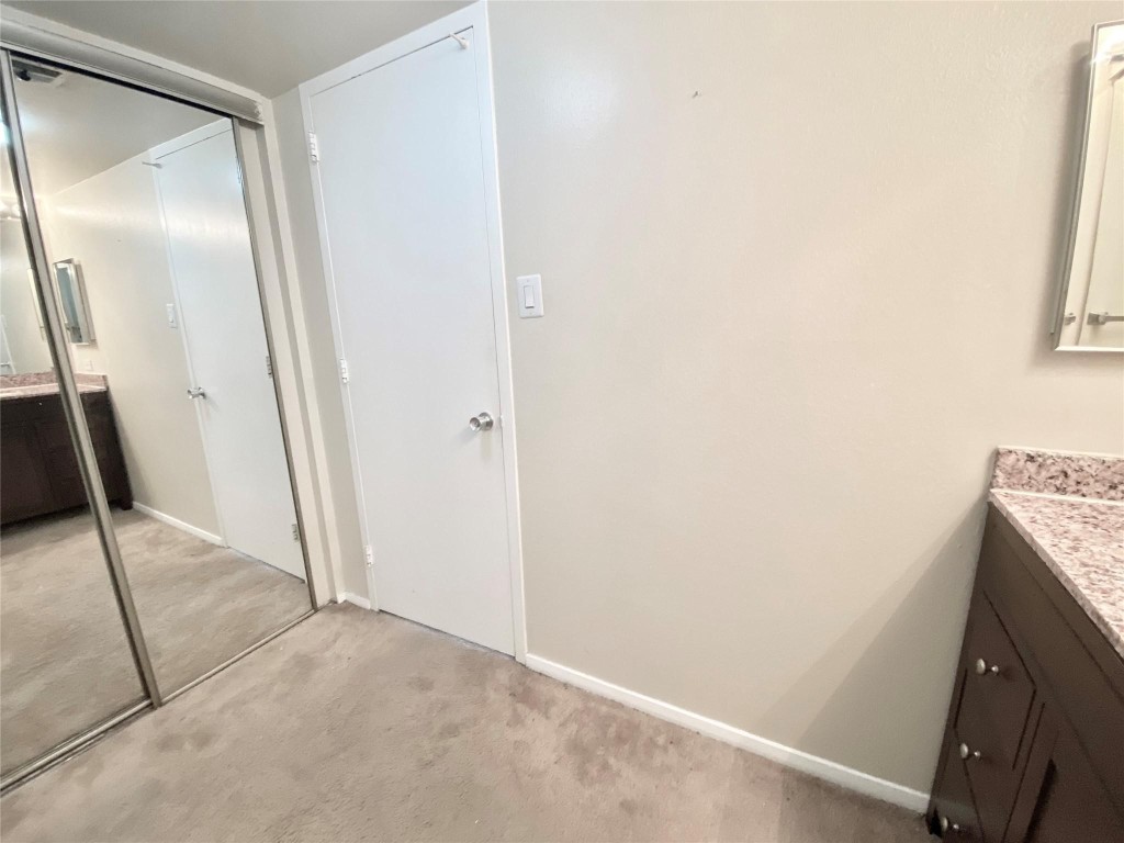 2016 Main Street, Unit 1403 Houston, TX 77002 - Photo 9 of 19